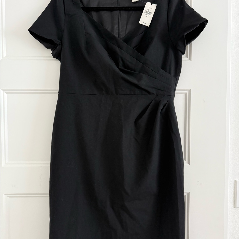 (NWT) Banana Republic Short Sleeve Wool Black Dress